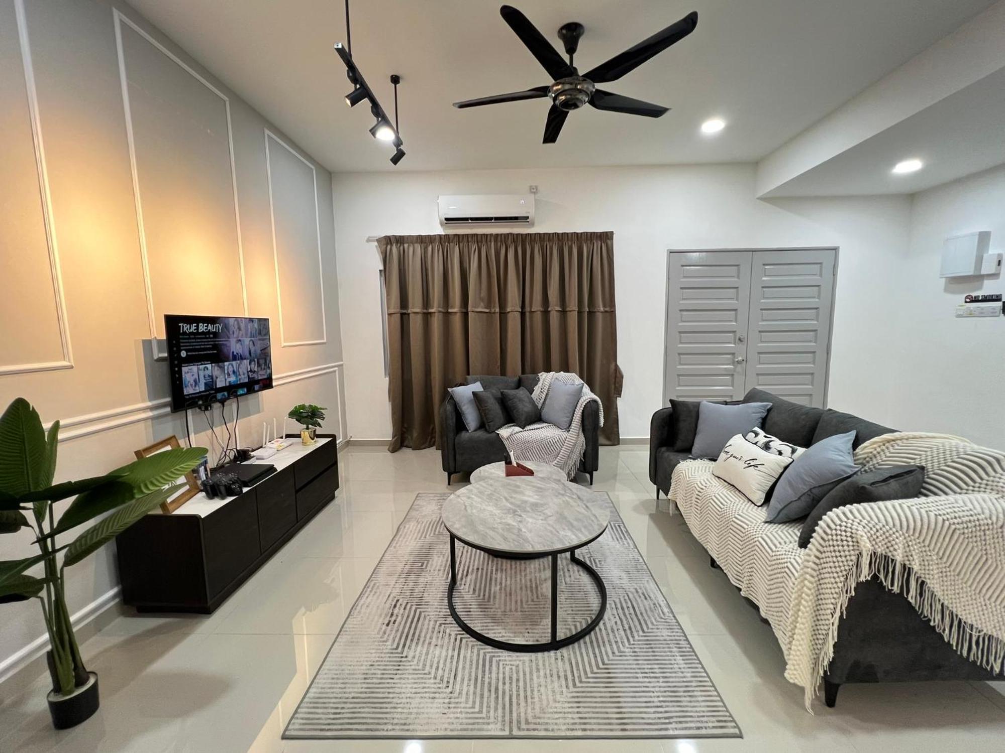 Holiday home Funkyvila4 14pax 4br Near188tower, Artstreet, Htta